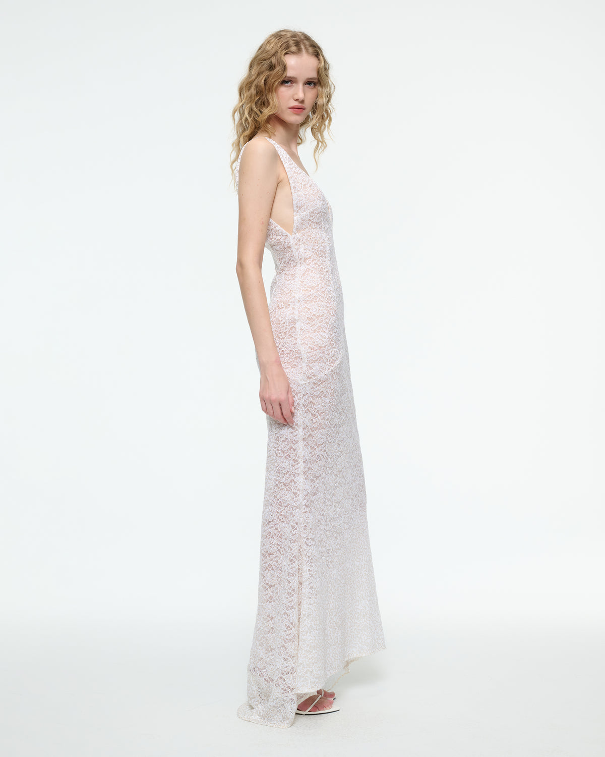 EMBROIDERED LACE DRESS