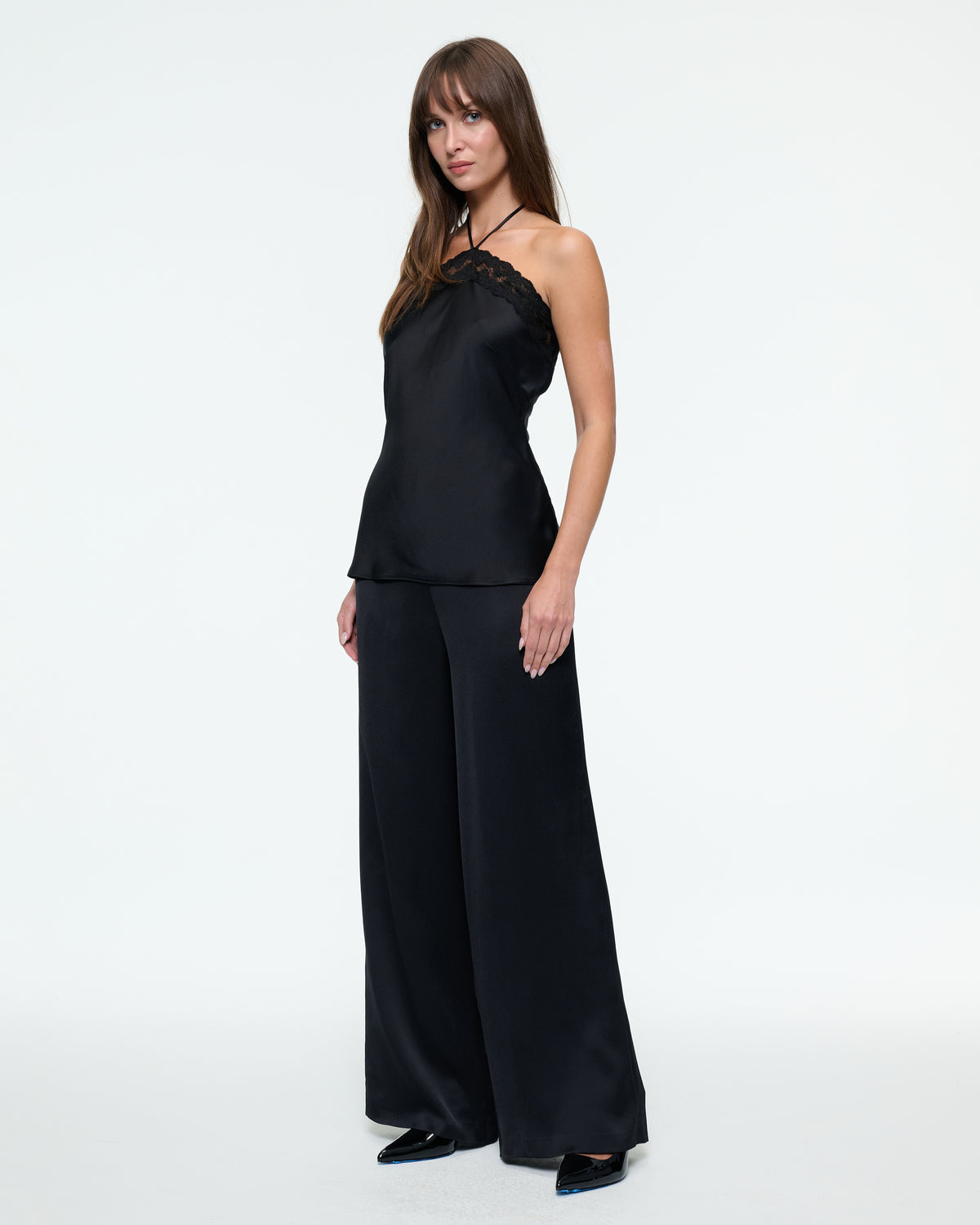 SILK BUTTON TOP IN BLACK