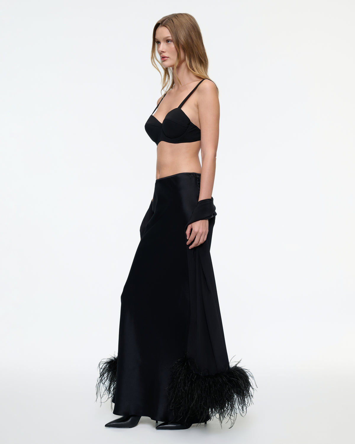 BLACK FEATHER TRIM SCARF