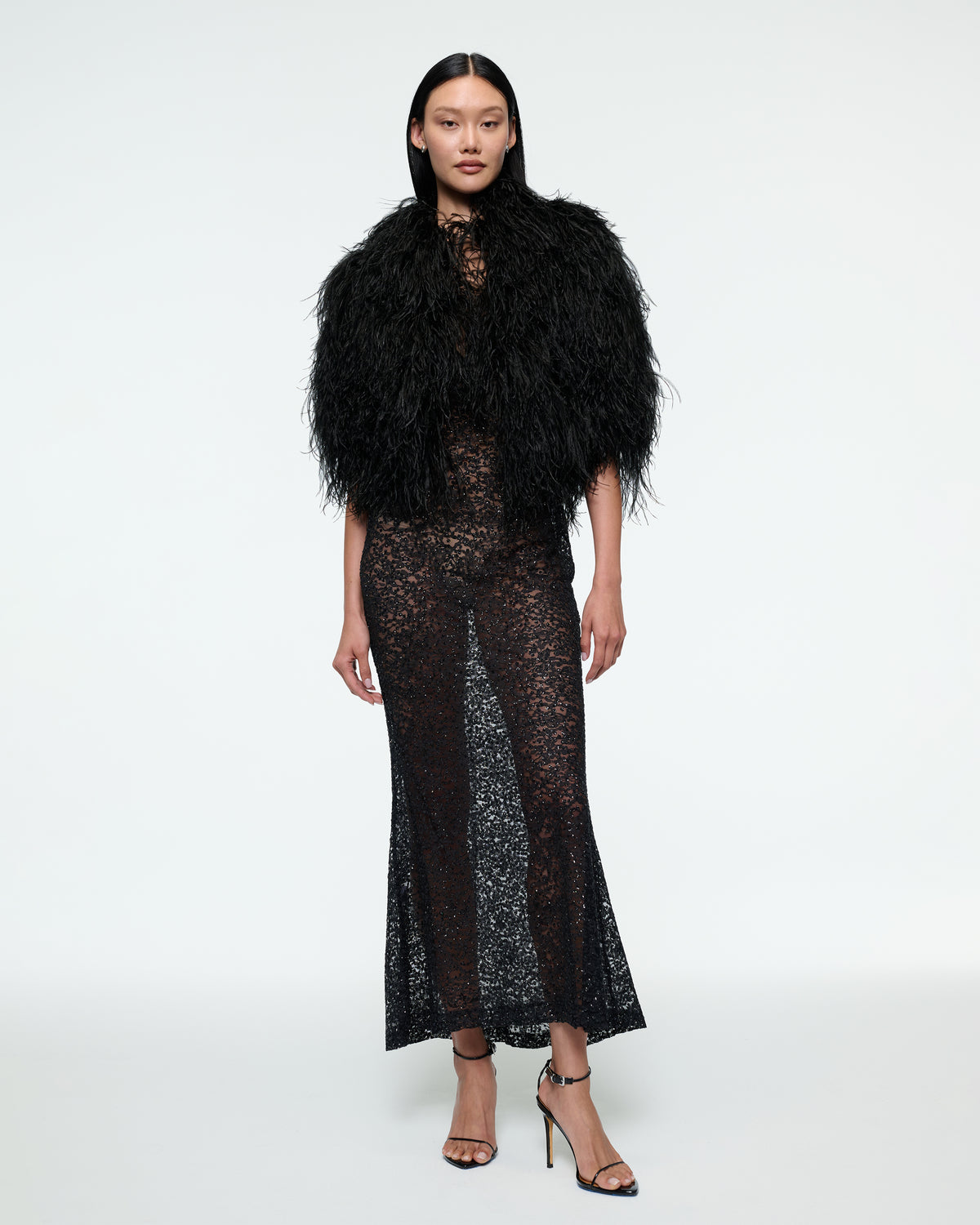FEATHER CAPELET IN BLACK