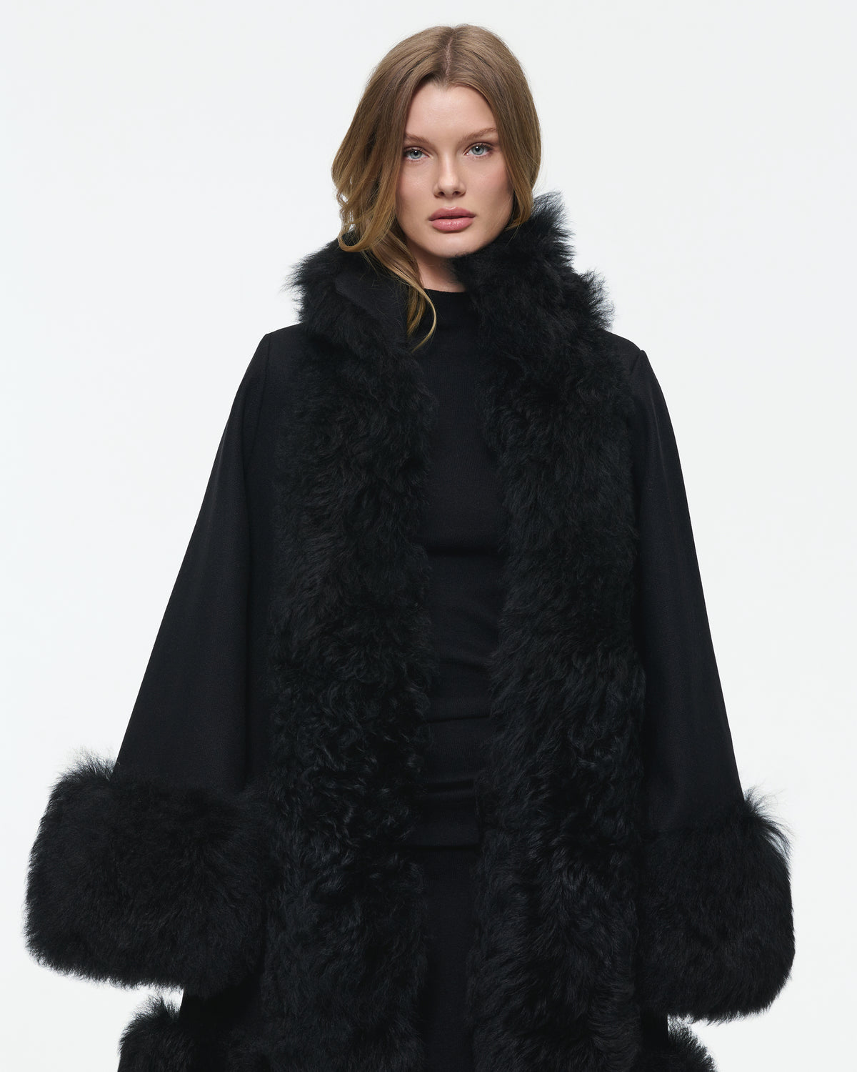 LONG SHEARLING WOOL COAT