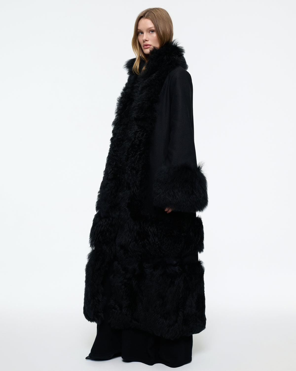 LONG SHEARLING WOOL COAT