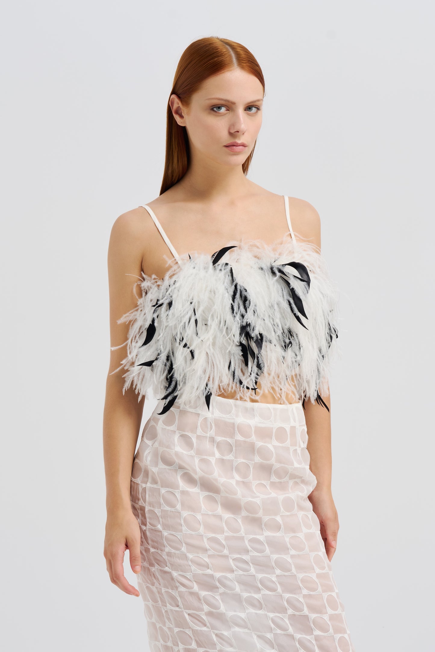 BLACK & WHITE FEATHER TOP