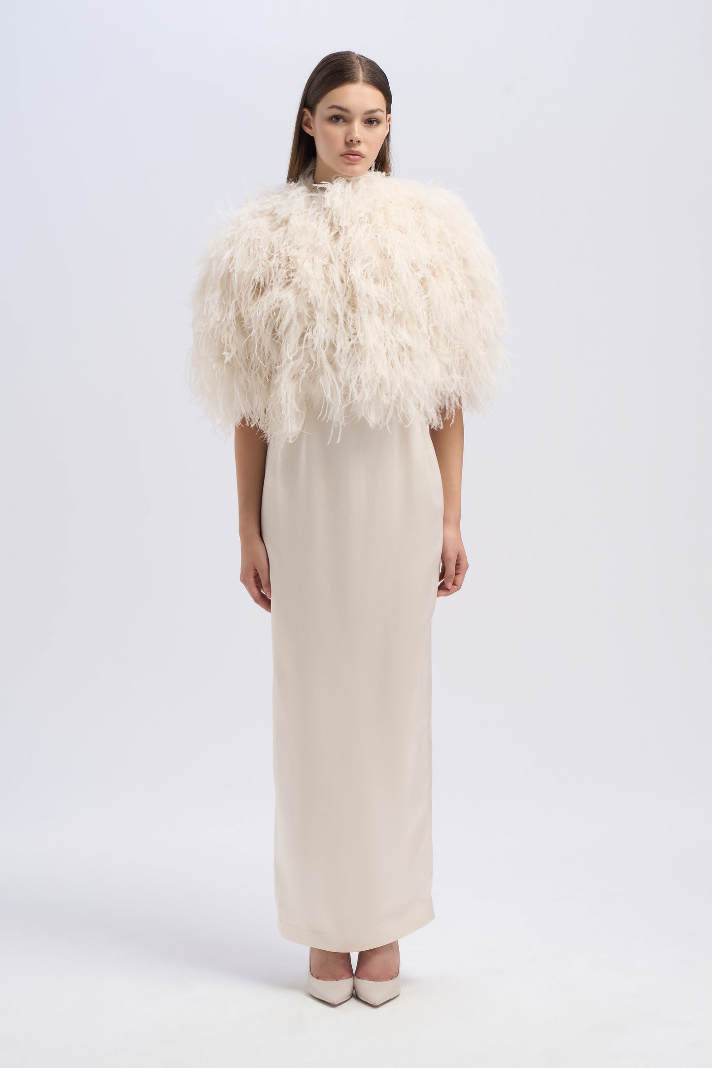 FEATHER CAPELET